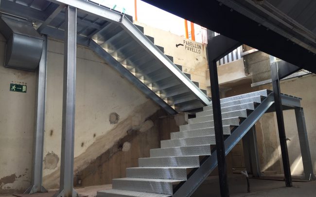 Escalera Galvanizada